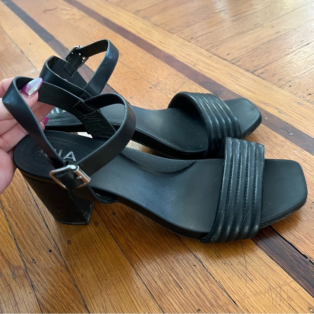 MIA black heels 11 shoes good preowned condition